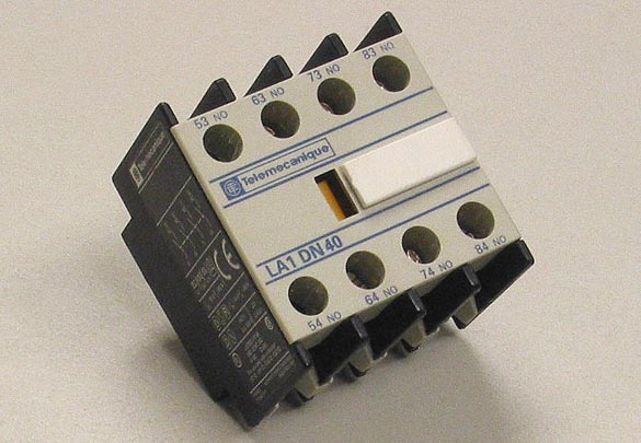 Telemecanique LA1 DN40 Relay Contact Block