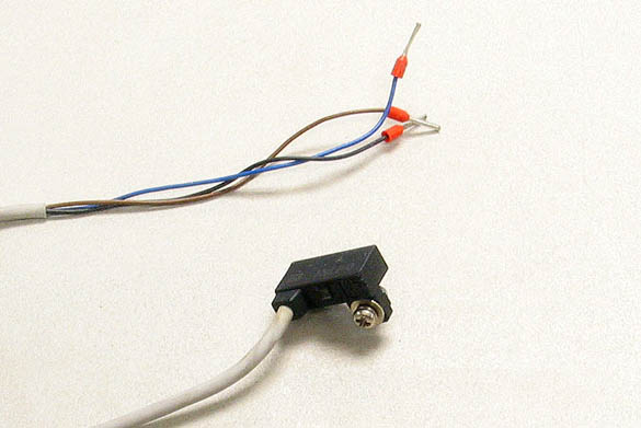 SMC D-F7NV Proximity Switch NPN 3-Wire Perpendicular