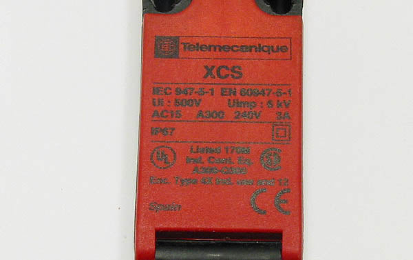 Telemecanique XCS-PA593 Safety Interlock Switch