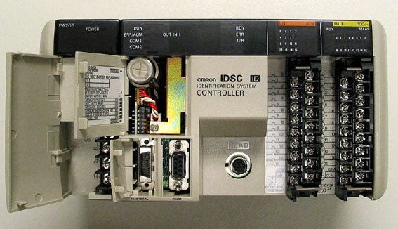 OMRON IDSC-C1DR-A-E RFID RF / ID System for Identification with V600-H52 Head