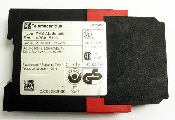 Telemecanique XPS-AL5110 Safety Relay