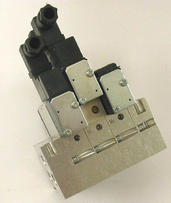 Norgren / Herion V405533A-X0020 / V405511D-C318B / V405516D-C318B Pneumatic Valve Assembly