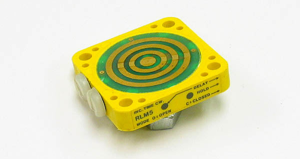 BANNER RSBLV / RSBFV / RPBR / R2PBA / RLM5 / RWB4 MAXI Beam Photoelectric Sensor