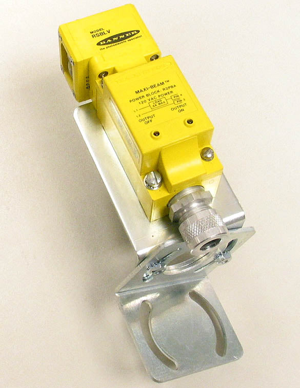 BANNER RSBLV / RSBFV / RPBR / R2PBA / RLM5 / RWB4 MAXI Beam Photoelectric Sensor