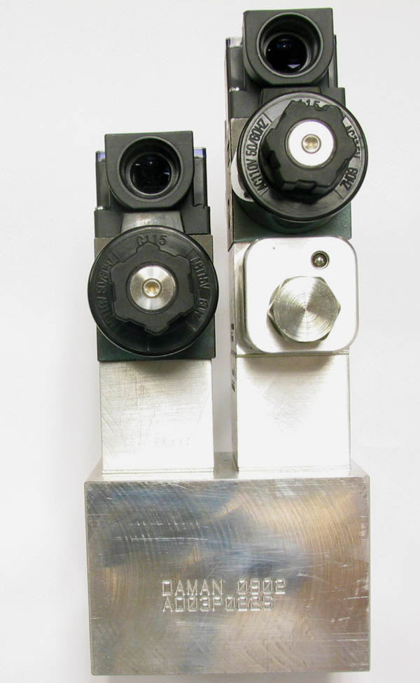 Nachi-Fujikoshi / Sun Hydraulics SS-G01-C6-R-C115-E30 / EBA / GBP Hydraulic 2-Station Solenoid Valve Assembly