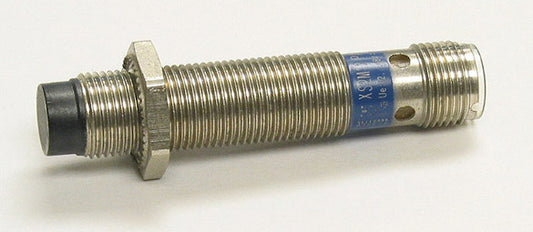 Telemecanique XS2M12PA370D Inductive Proximity Sensor