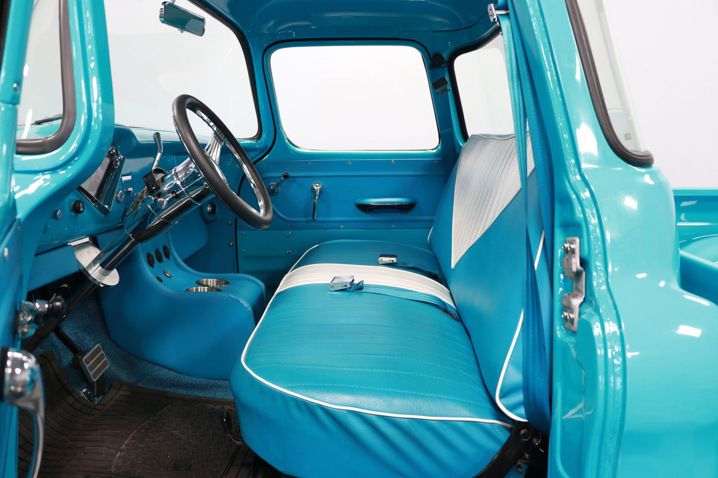 1959 Chevrolet Apache Big Window Restomod