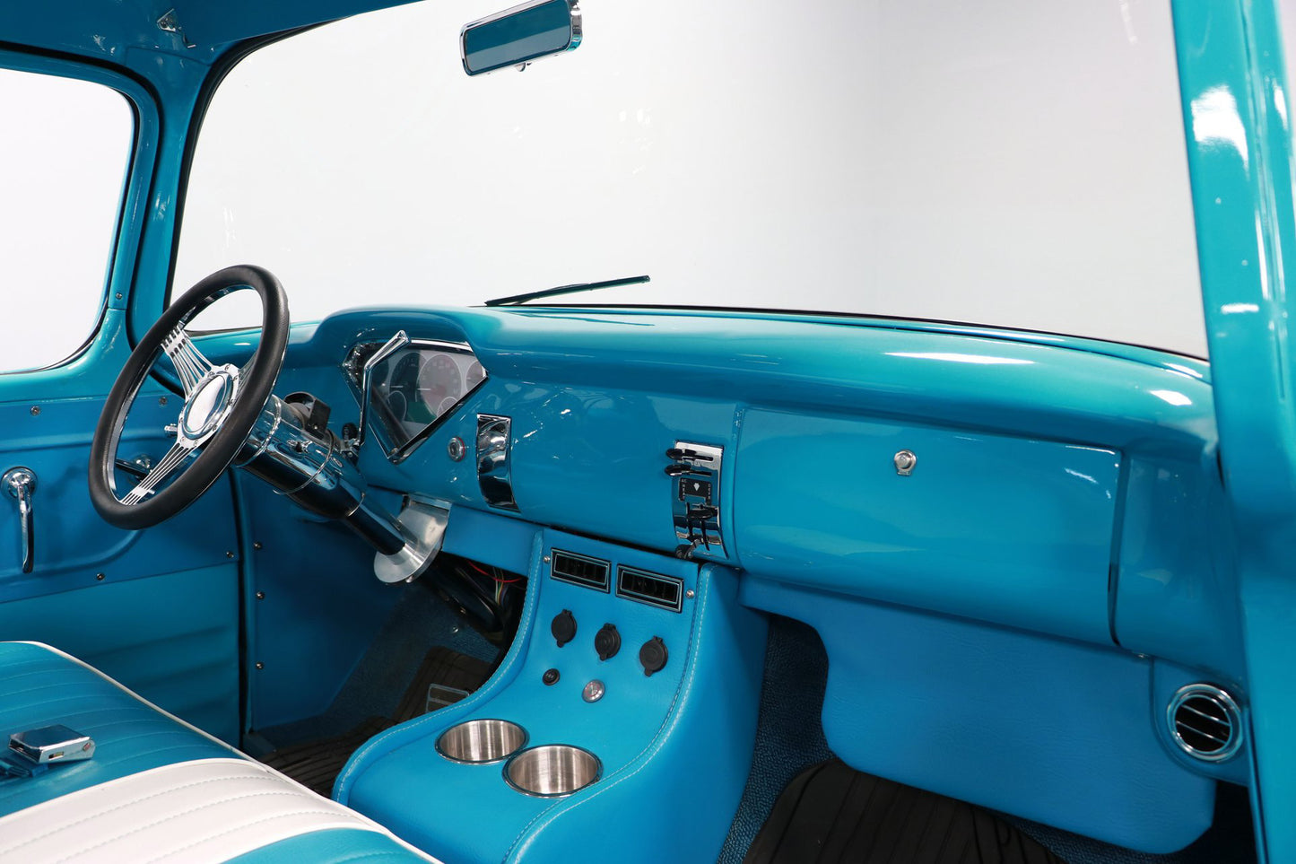 1959 Chevrolet Apache Big Window Restomod