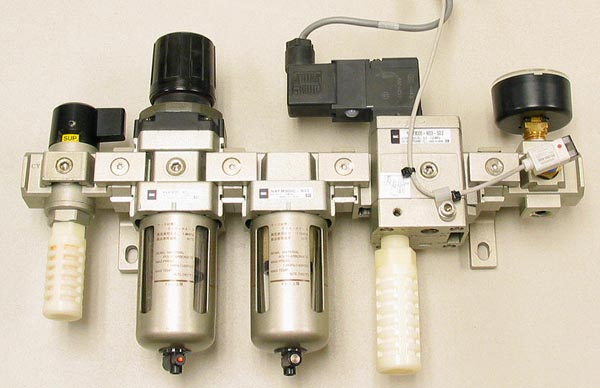 SMC 3000 Series NVHS3000-N03, NAW3000-N03, NAFM3000-N03, AV3000 Air Pressure Regulator