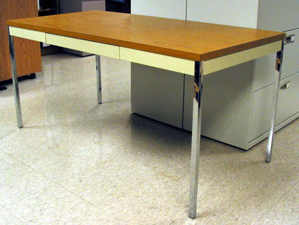 Steelcase #32024 Work Group Table / Desk 60