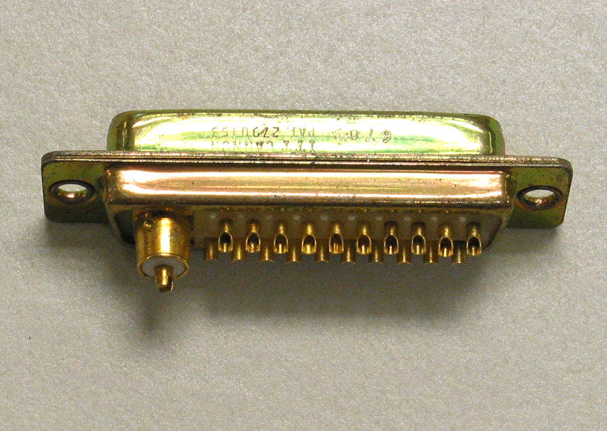 Connector D-sub Male with RF pin