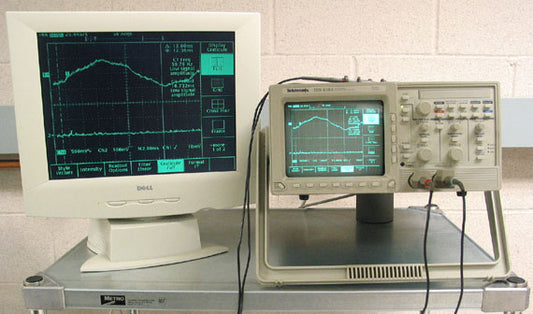 Tektronix TDS 410A  200 MHz Digitizing Oscilloscope